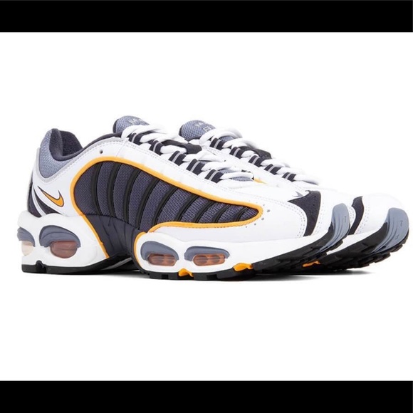 ✔️Nike Air Max Tailwind IV- On sale - Picture 1 of 9